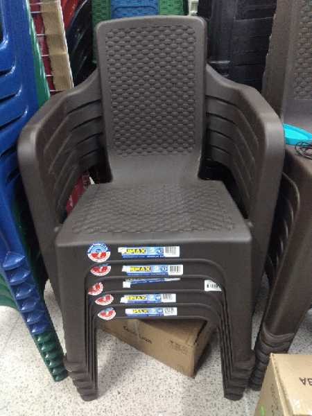 Silla entera con brazos rattan wengue Rimax