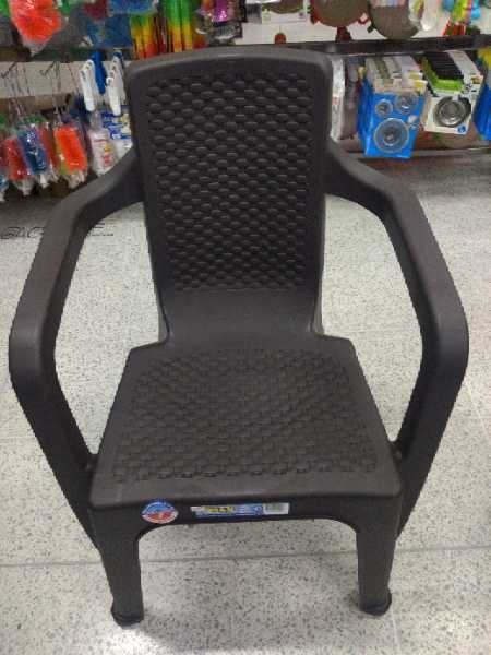 Silla entera con brazos rattan wengue Rimax