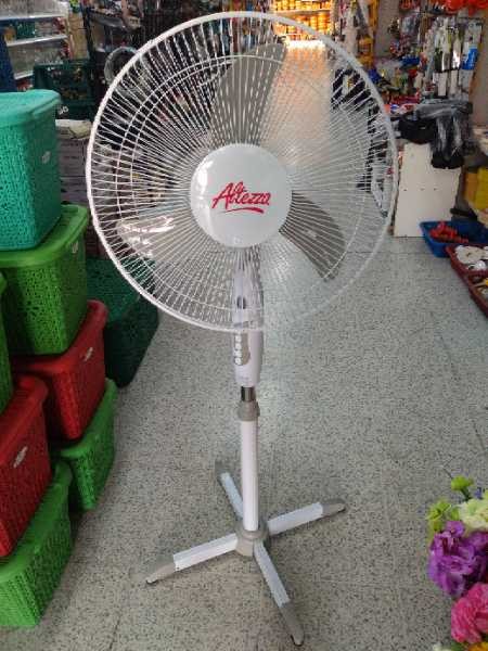 Ventilador de pie de 3 velocidades mediano Alteza