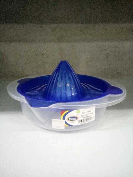 Exprimidor 2 piezas Plesco