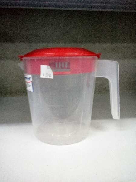 Jarra 1lt medidora con tapa Persal