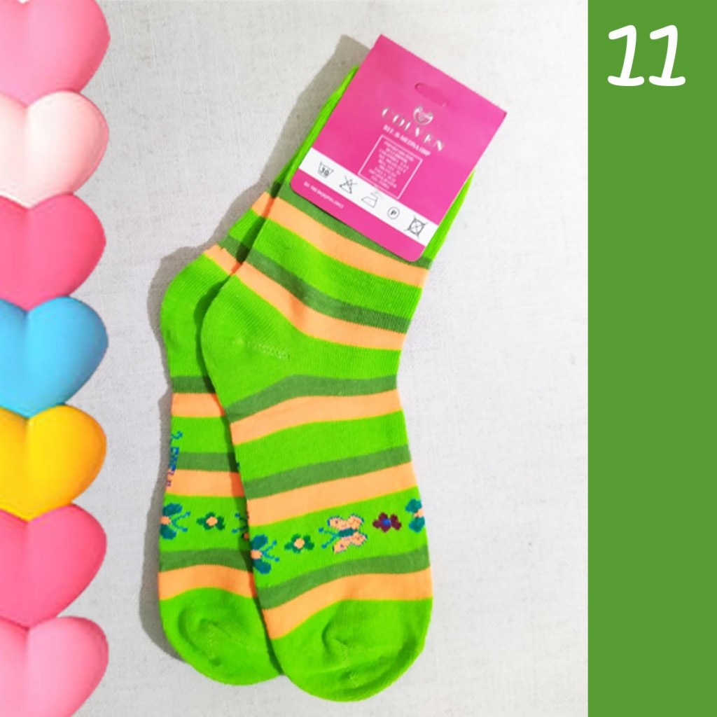 MEDIAS NIÑA CALCETINES ROPA ACCESORIOS COLORES DISEÑO VESTUARIO