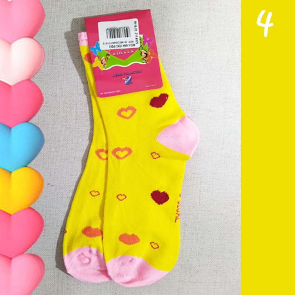 MEDIAS NIÑA CALCETINES ROPA ACCESORIOS COLORES DISEÑO VESTUARIO