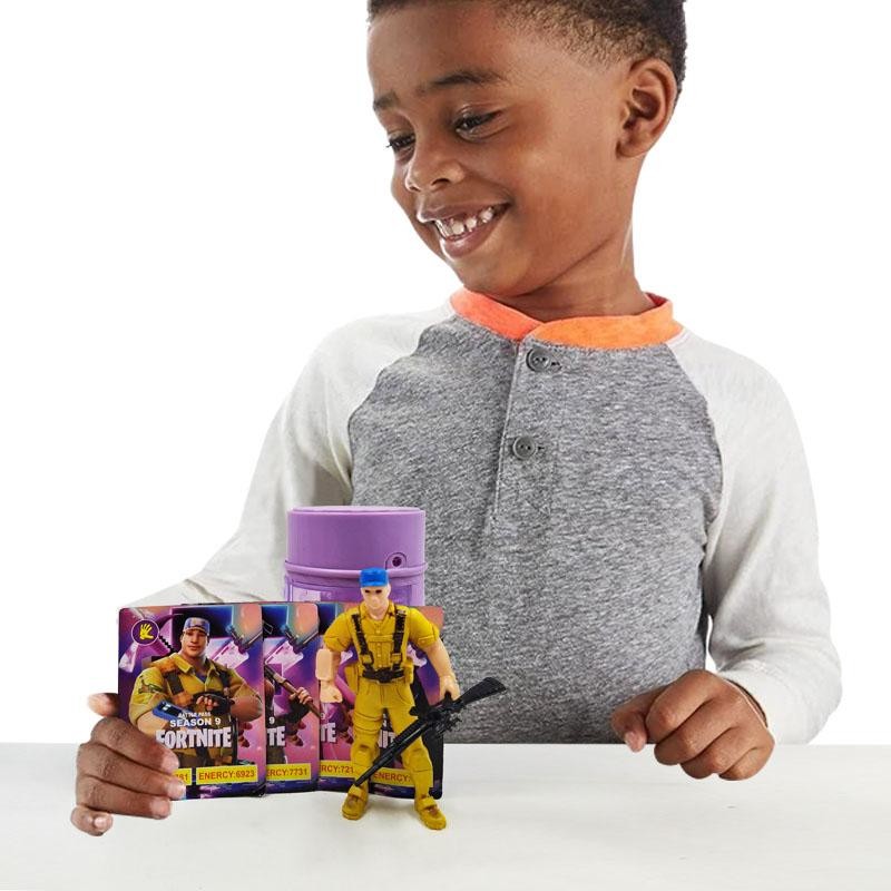 CAPSULA SOLDADO 3 FORTNITE JUGUETE FIGURAS JUGUETERÍA MUÑECOS