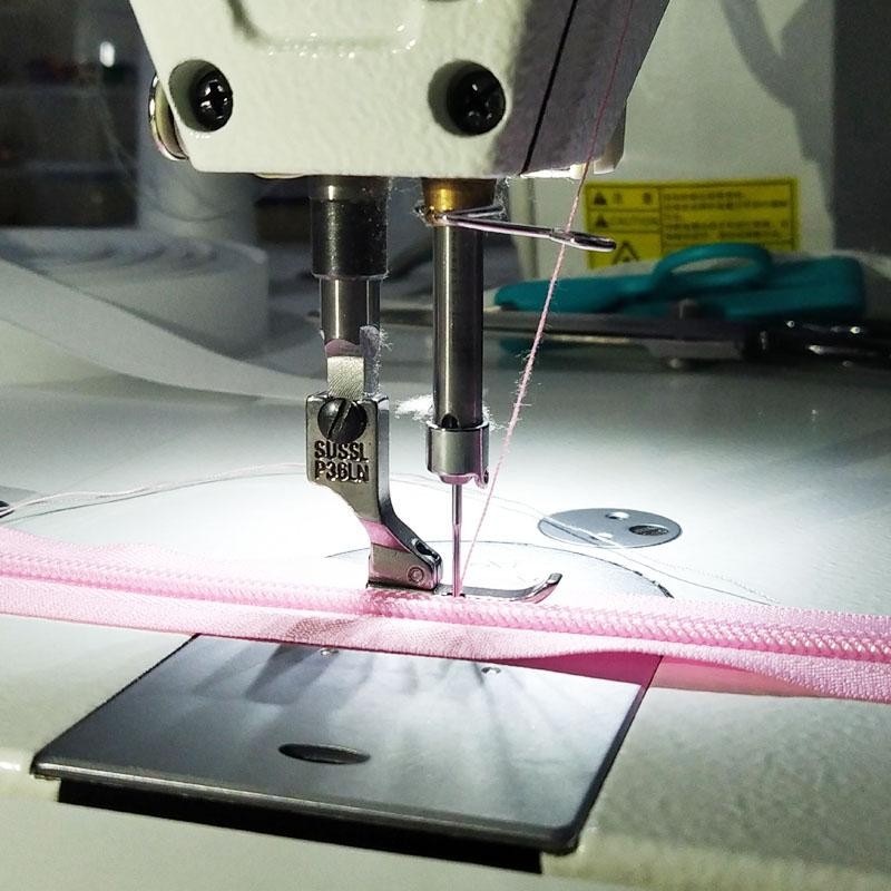 PIE VENA VIVO PRÉNSATELA DERECHO SUSEI MAQUINA PLANA MODISTERÍA