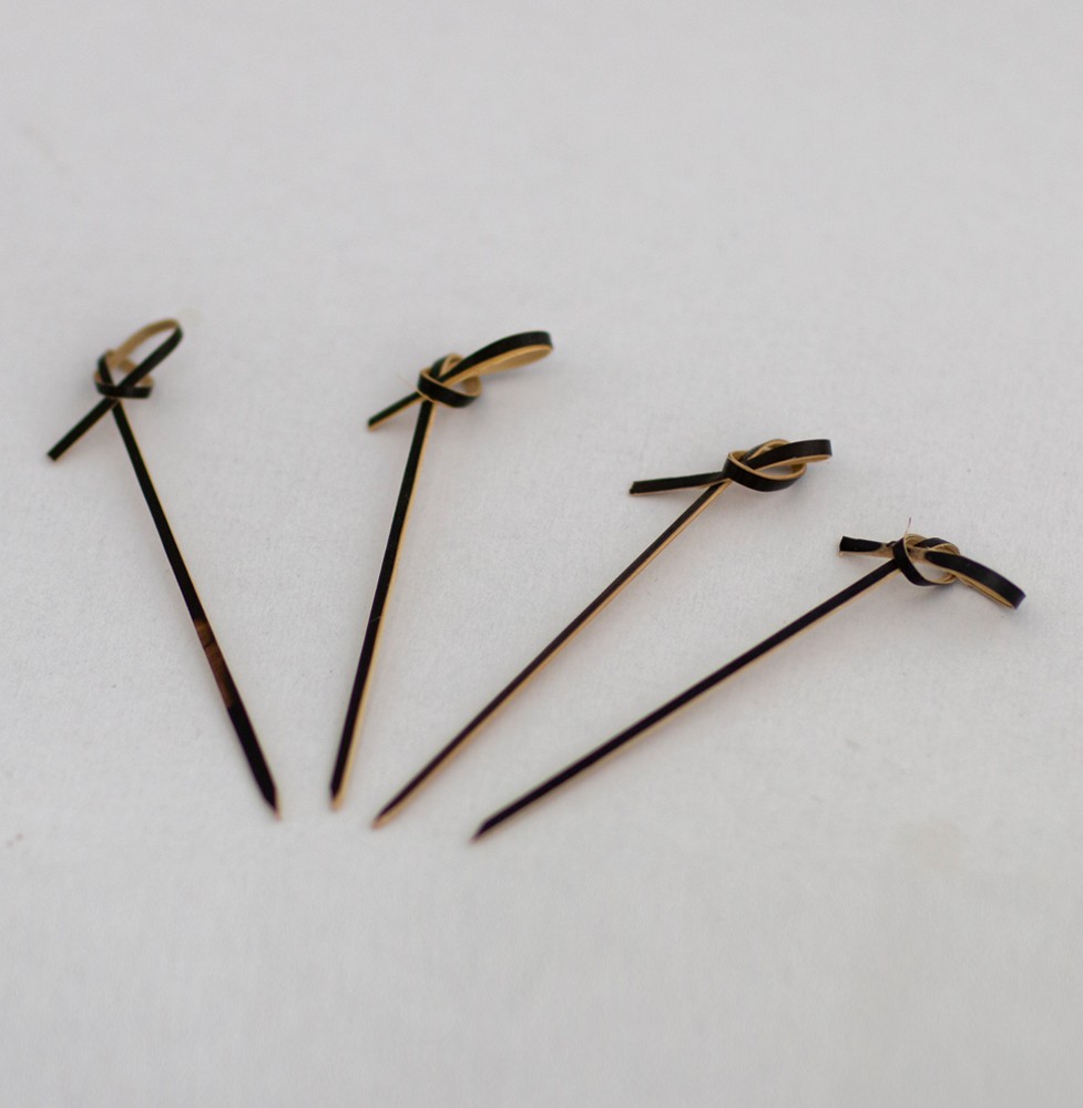 Pincho Negro *100 und
