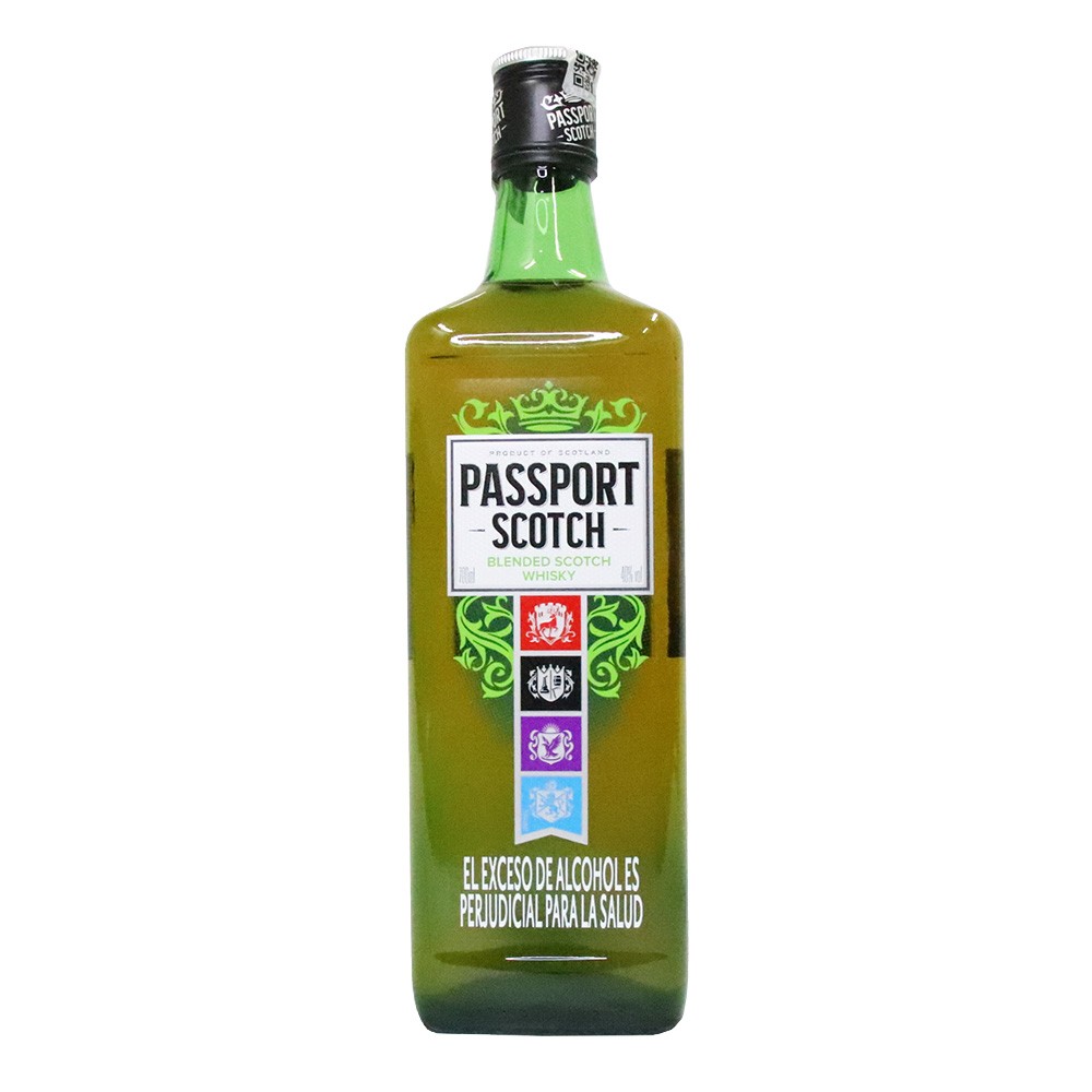 WHISKY PASSPORT x 700ML