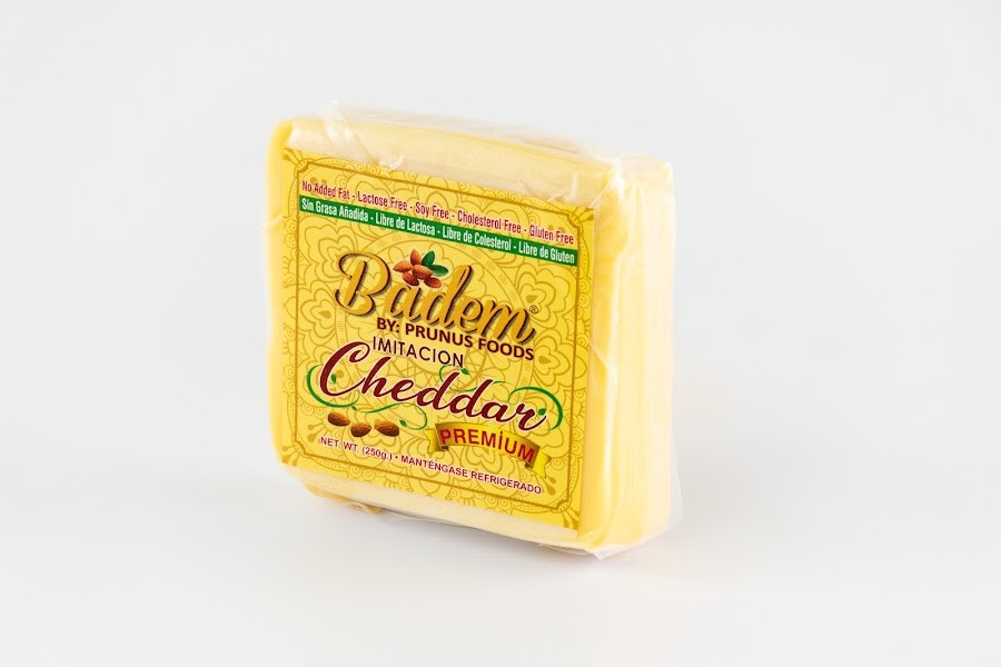 Queso De Almendra Cheddar Tajado Badem x 250Gr