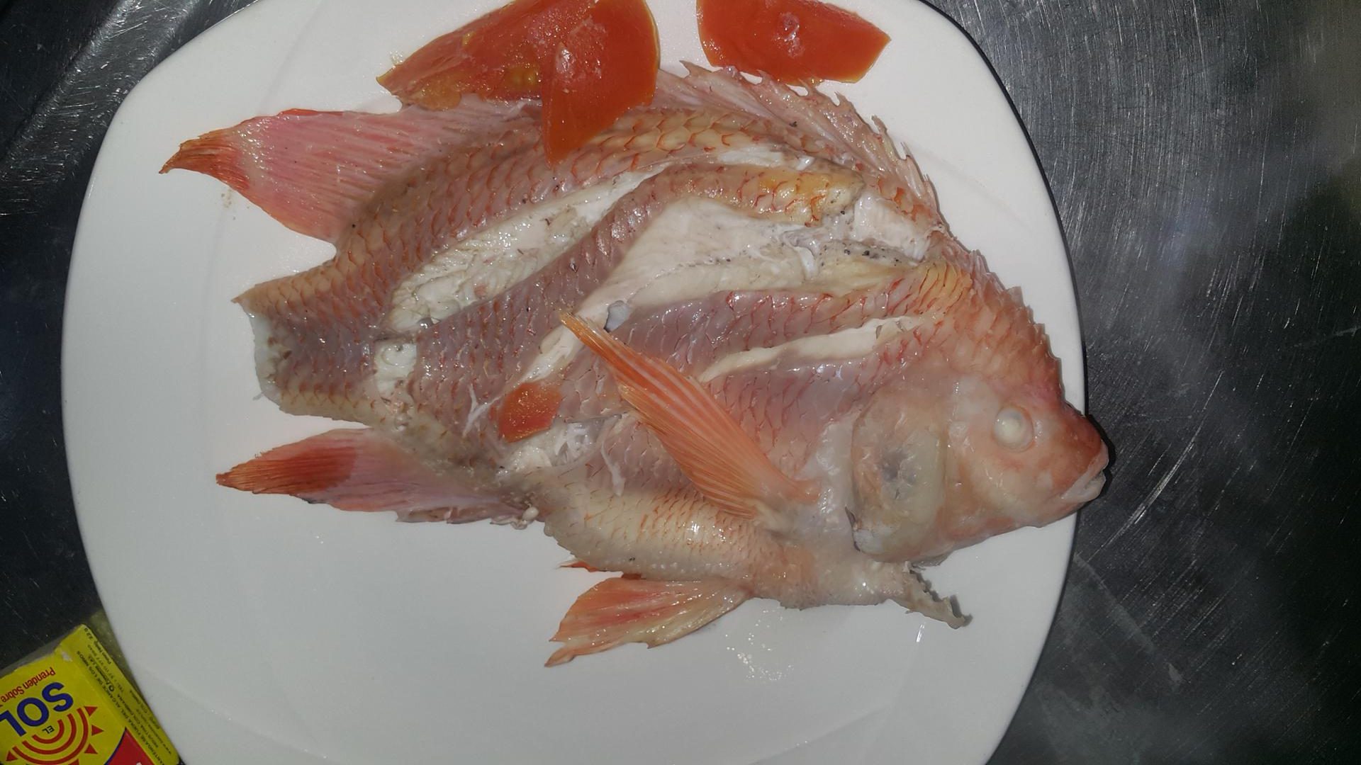 Tilapia Roja Y Negra