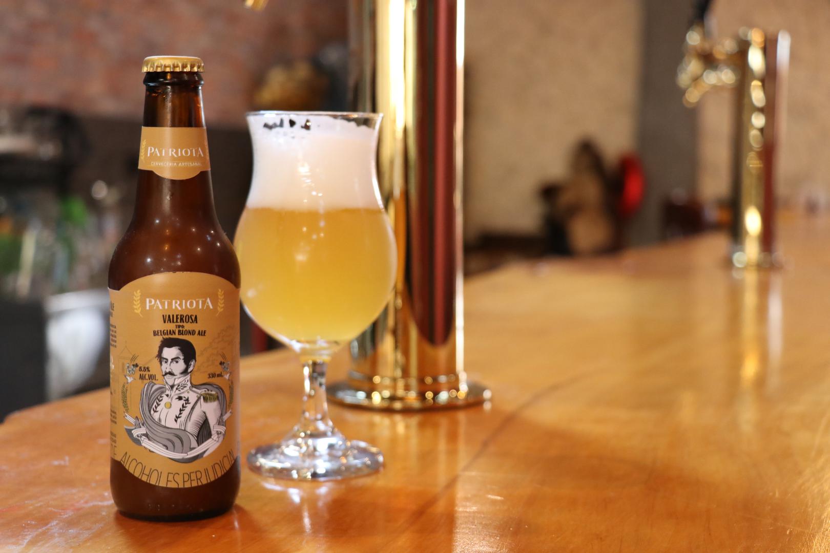 Cerveza Patriota Valerosa Belgian Blonde — foto 2 de 2