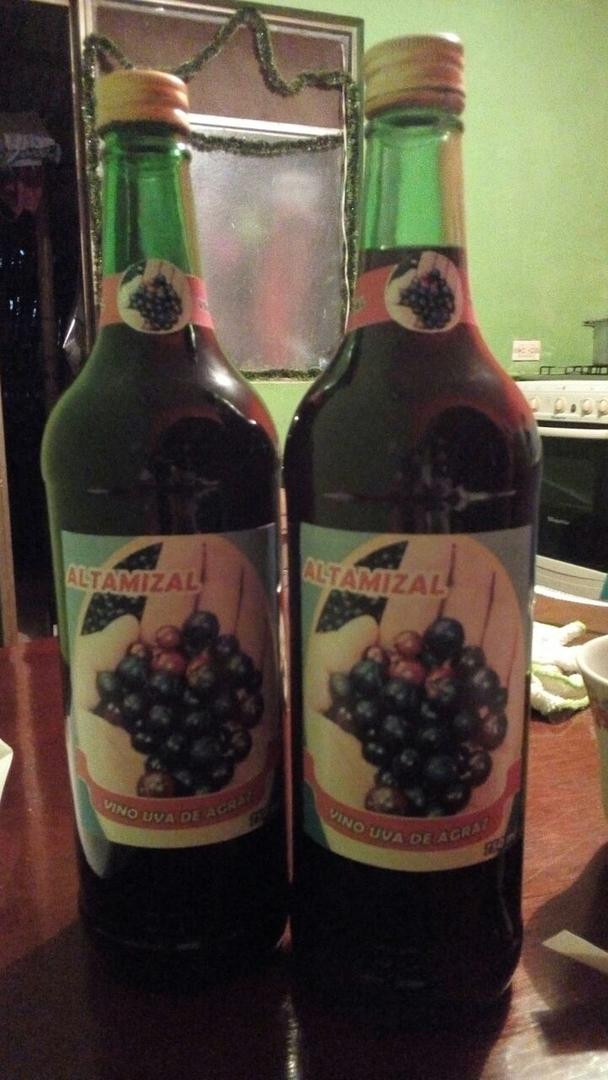Vino Artesanal De Uva De Agraz